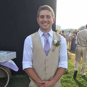 Meet your Posher, Deric
